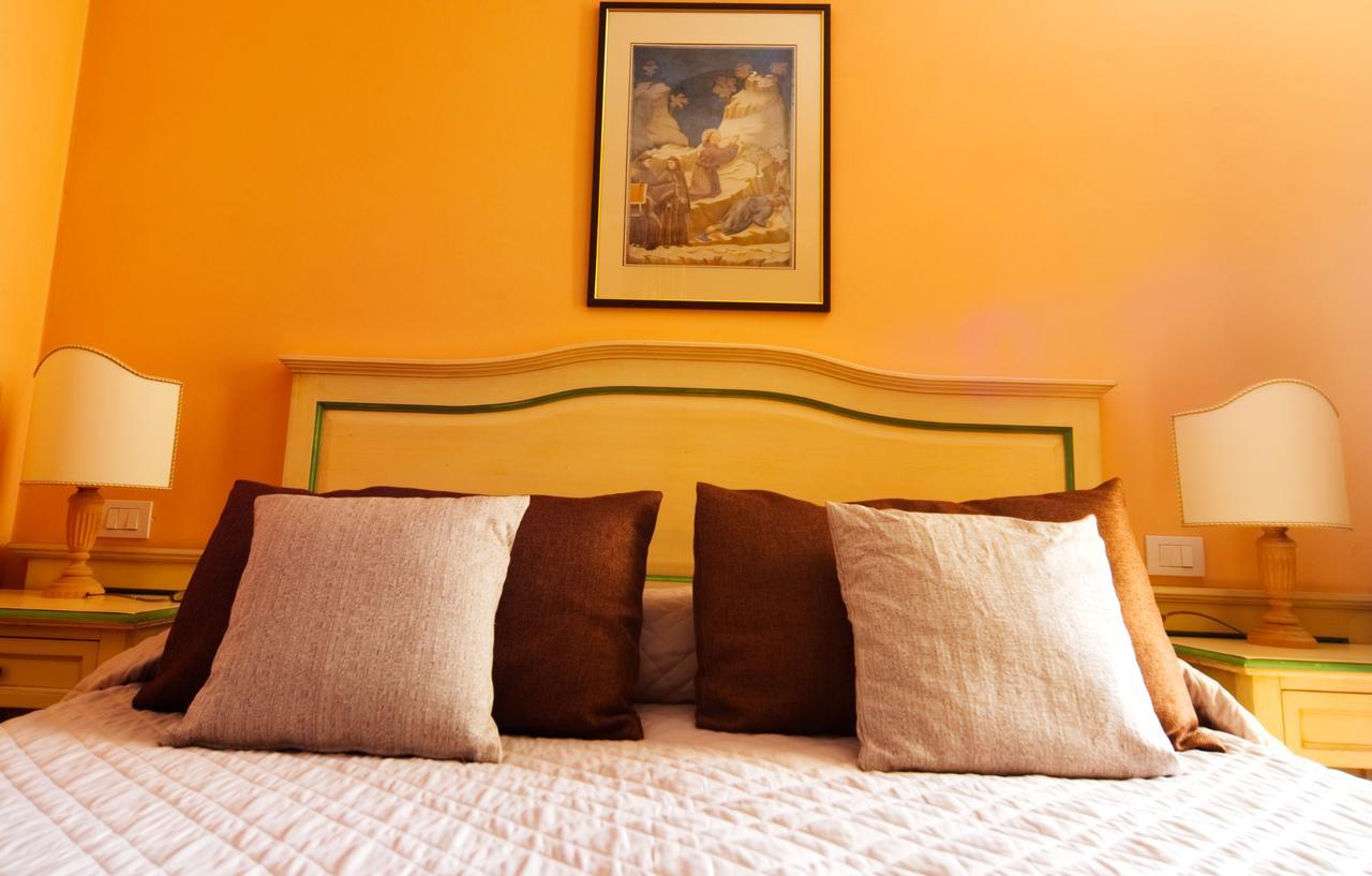 Residenze L'Uncinaia Holiday House เปรูจา ภายนอก รูปภาพ