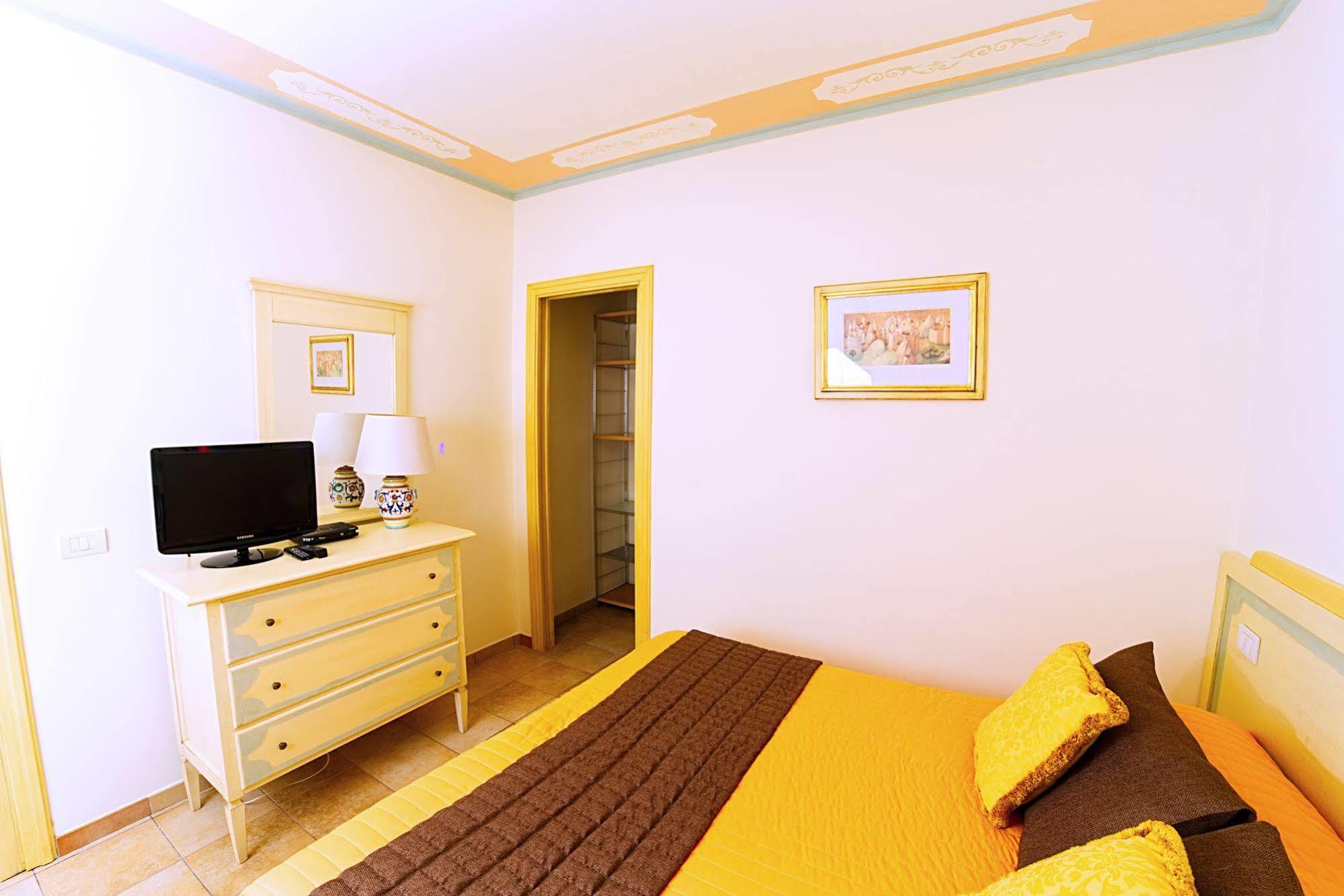 Residenze L'Uncinaia Holiday House เปรูจา ภายนอก รูปภาพ