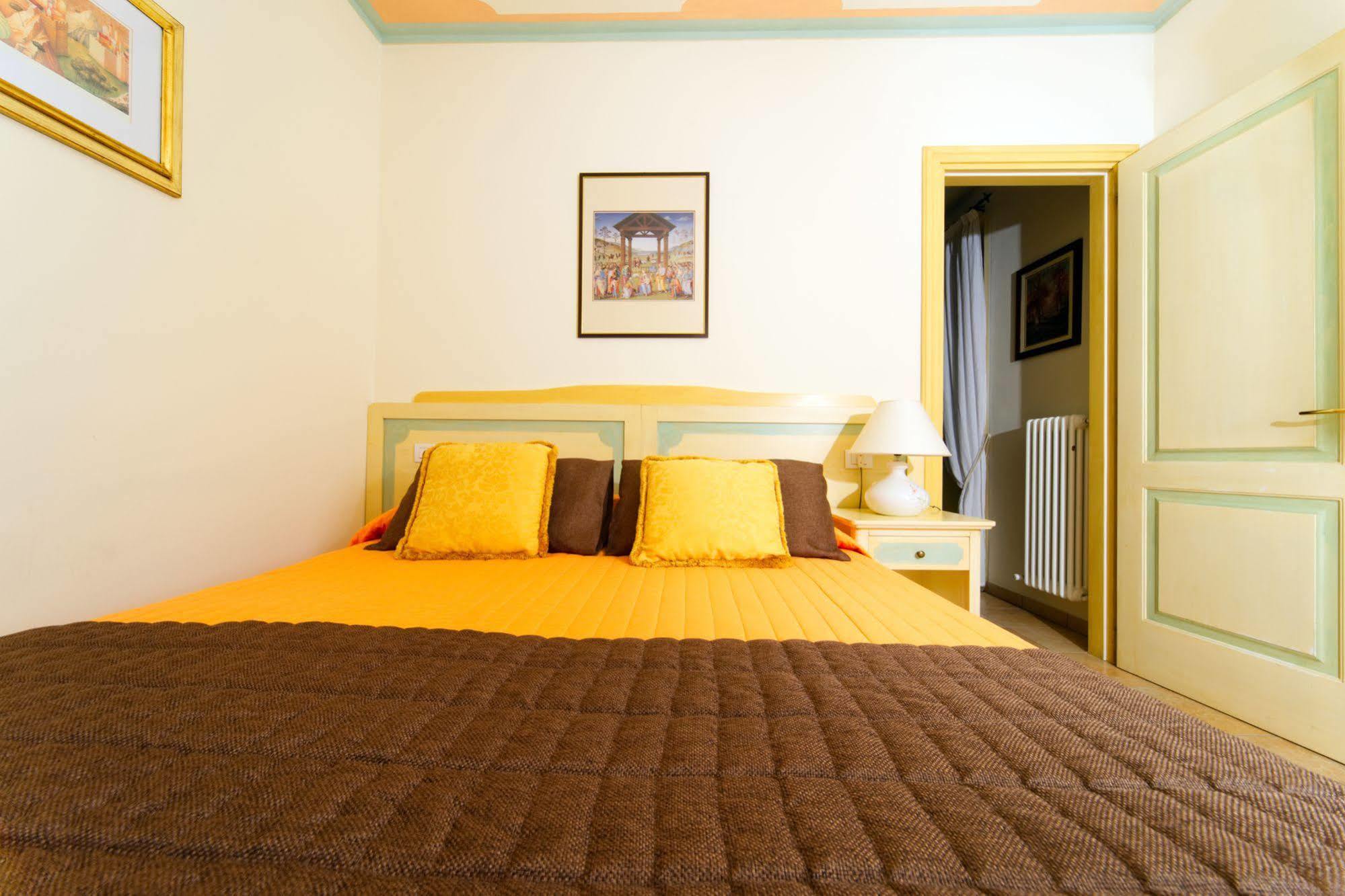 Residenze L'Uncinaia Holiday House เปรูจา ภายนอก รูปภาพ